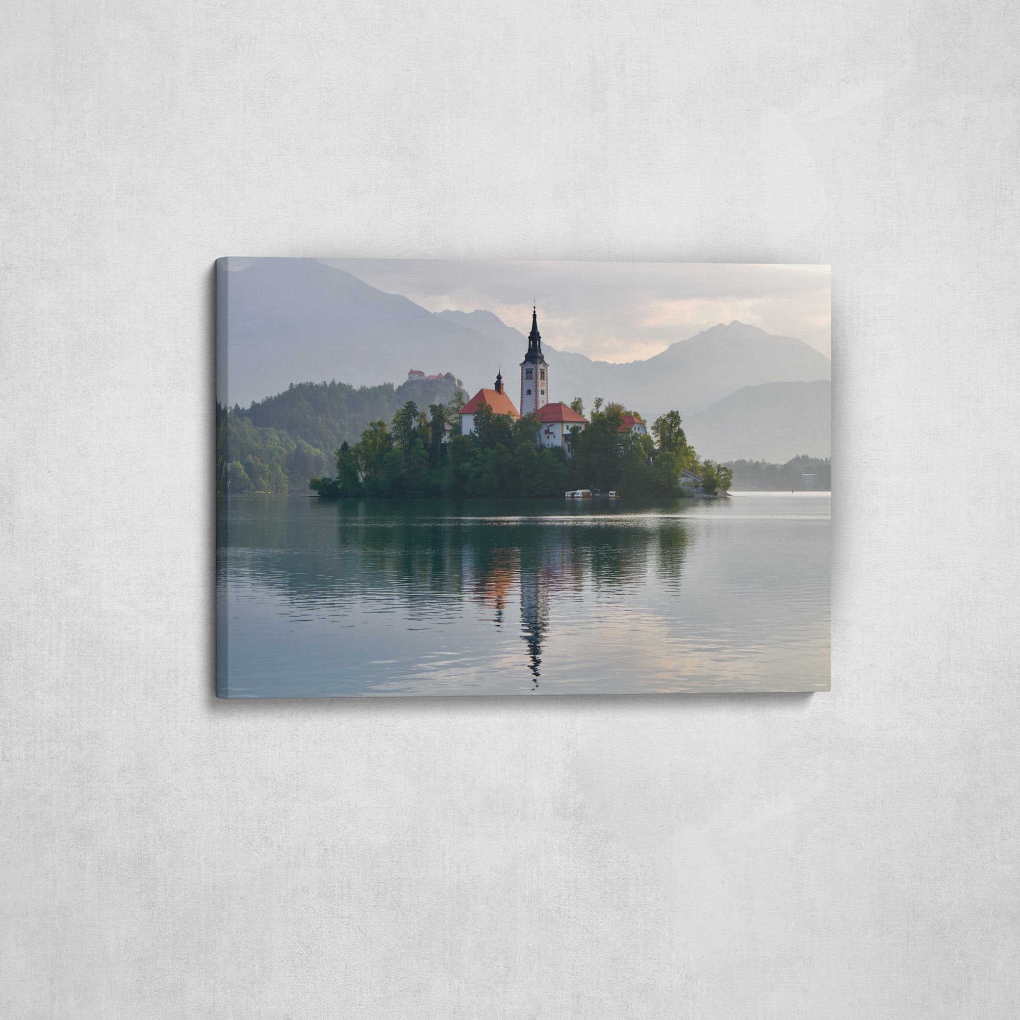 Canvas Lake Bled Church - Angel-Bude.eu